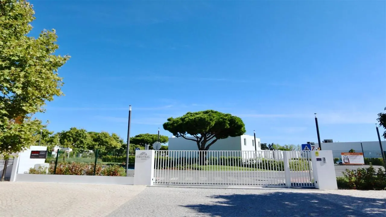 Villa Sadler- Clever Details, Central Vilamoura, Sleeps 6, Luxury, Walking Distance (Adults Only) Holiday home Vilamoura